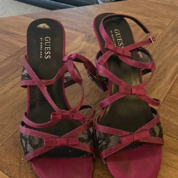 Guess shoes - Picture 2 of 5